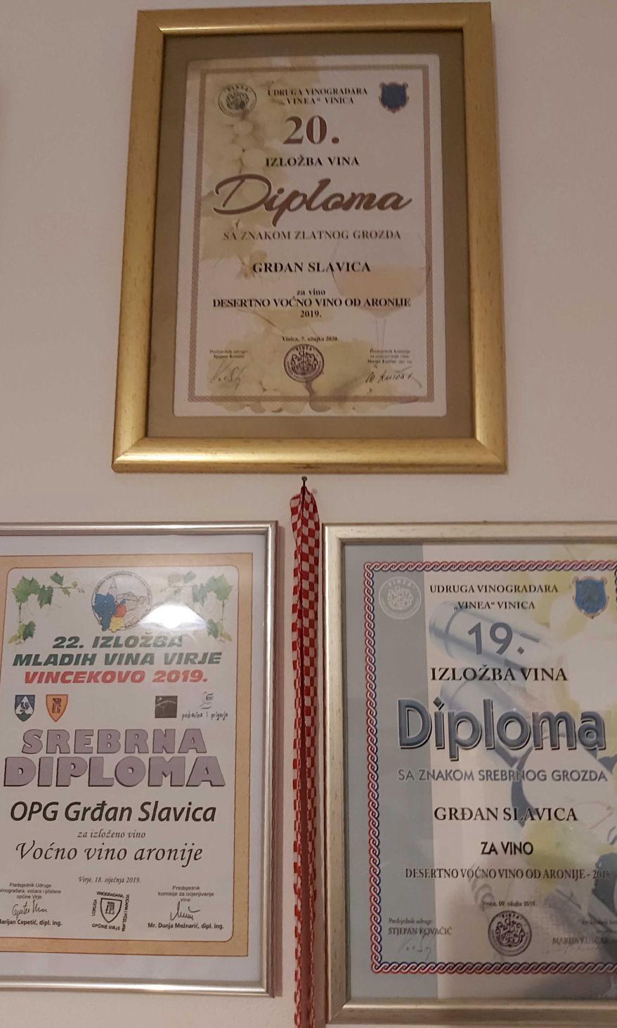 aronija-sok-čiste-kapi-slavica-grđan